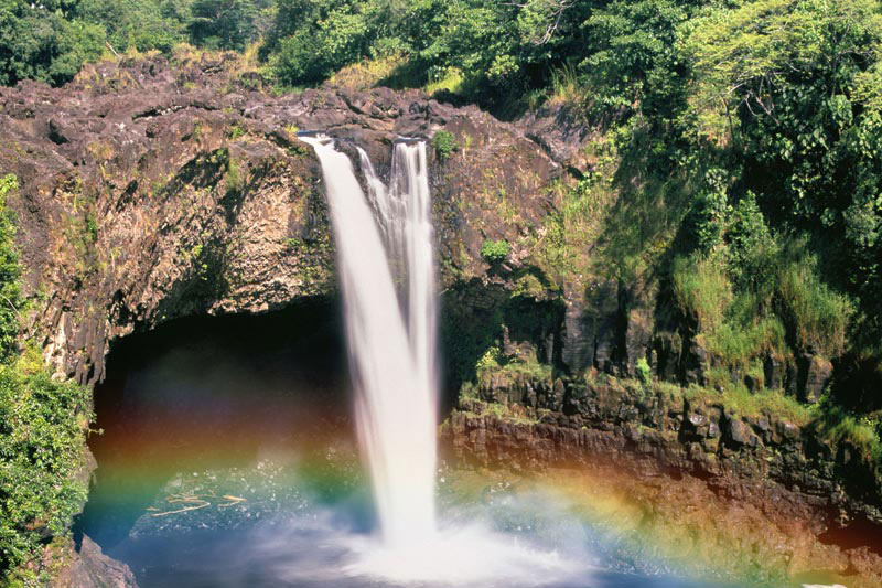 Rainbow Falls, Hawai'i