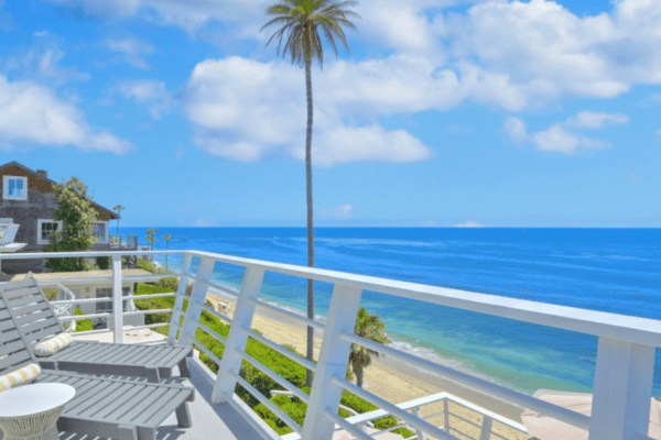 Laguna Surf Lodge