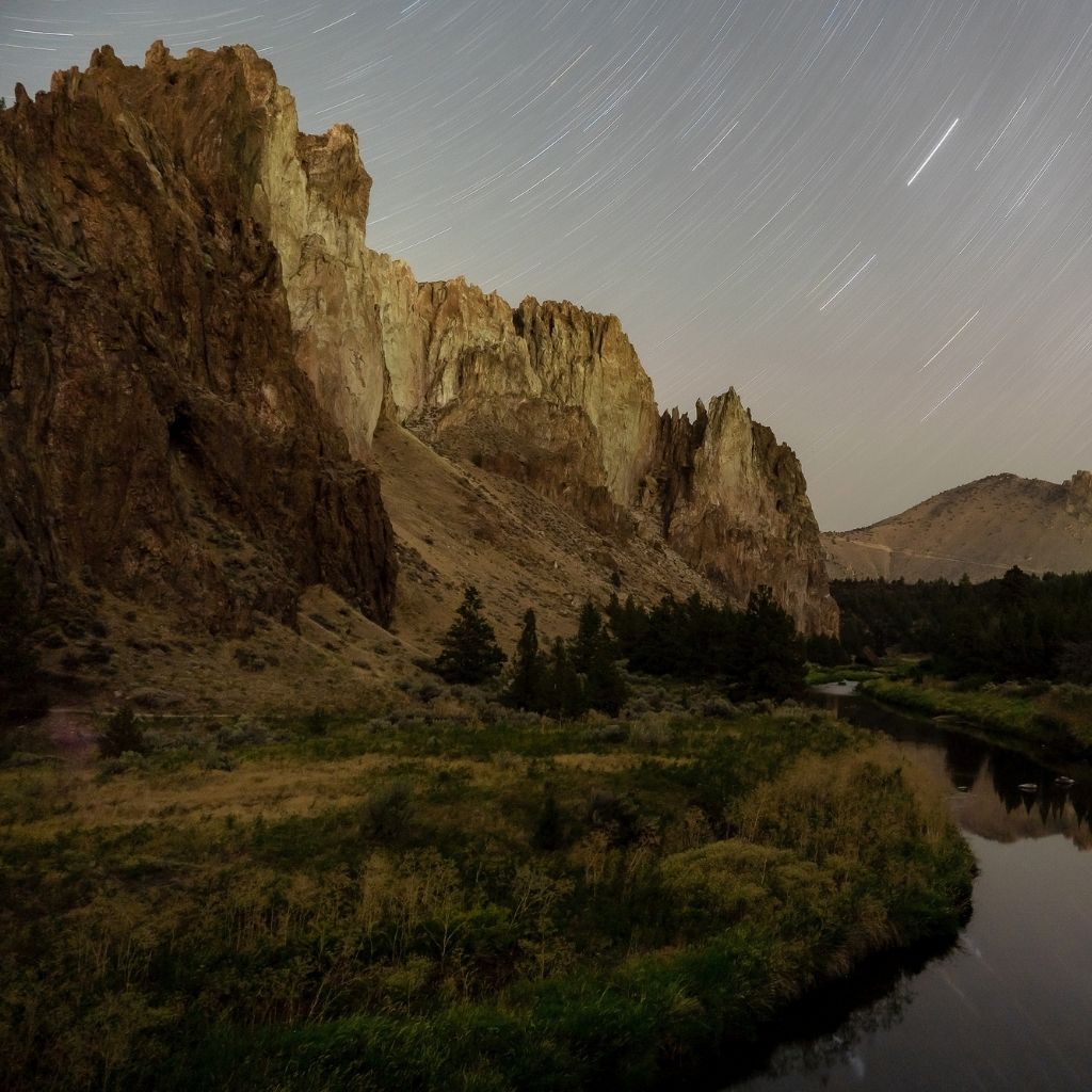 Smith Rock at night